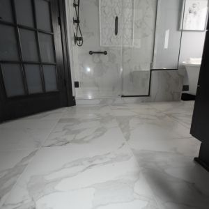 Remodeled Bathroom - Shower Entry